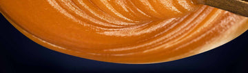 Manuka Honig cremig gerührt.